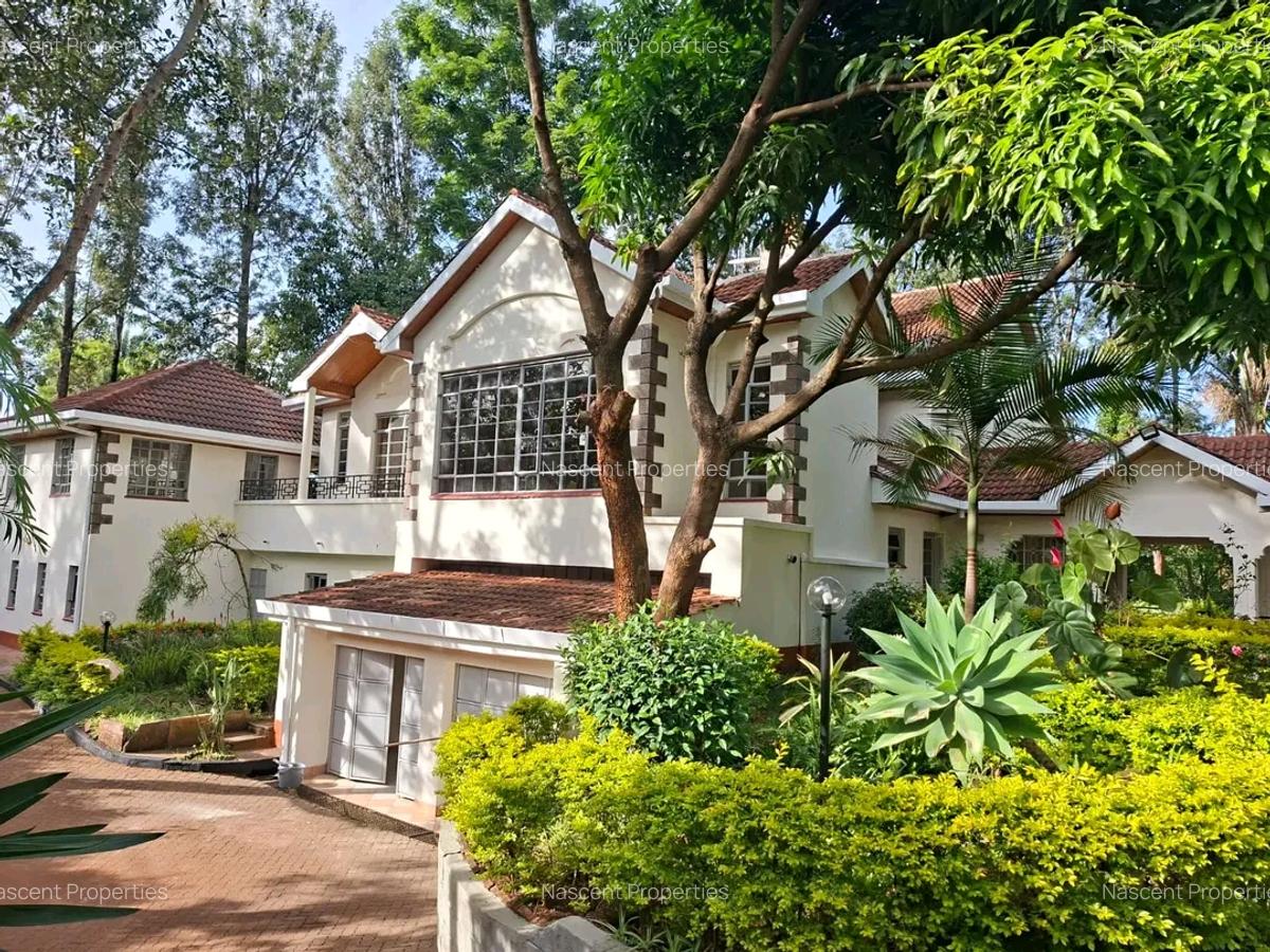 4 Bed House with En Suite in Runda - 2