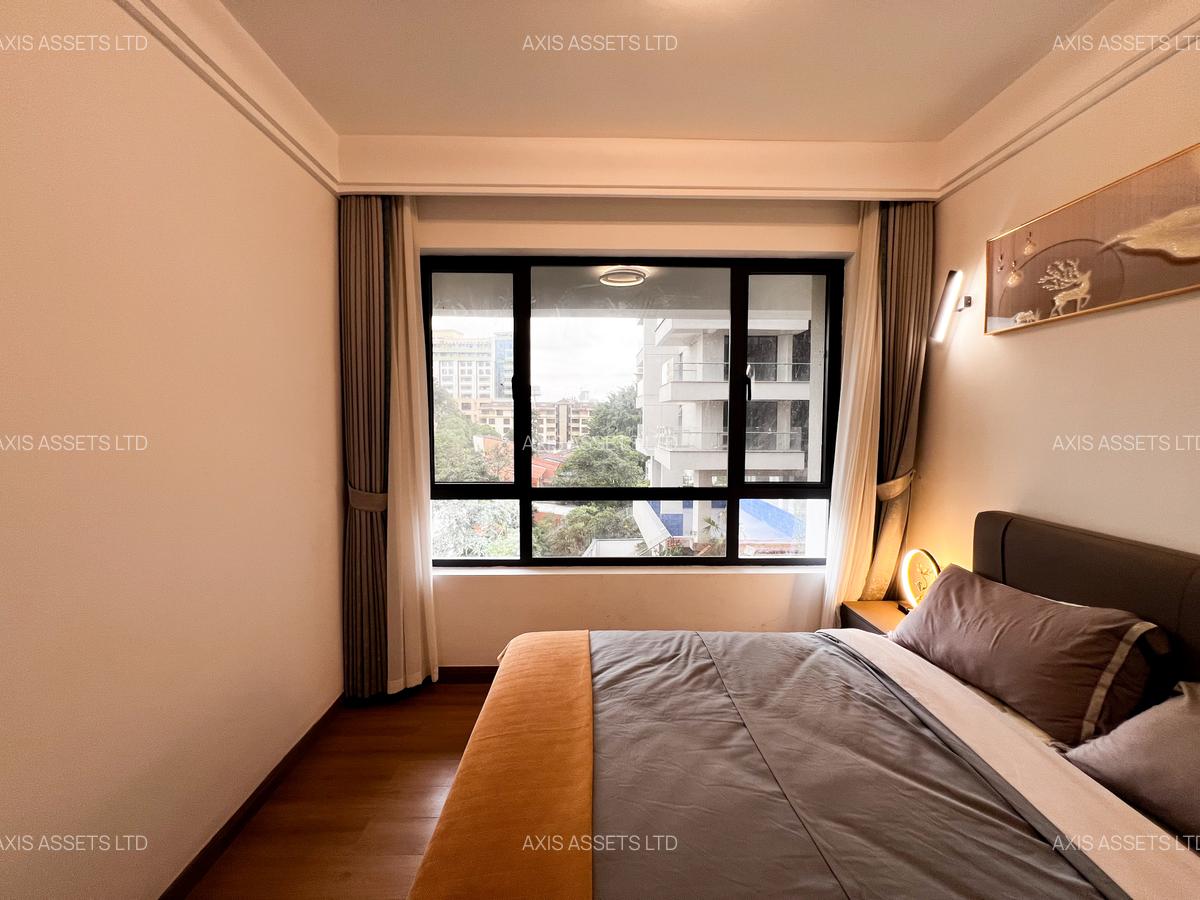 3 Bed Apartment with Swimming Pool at George Padmore - 13