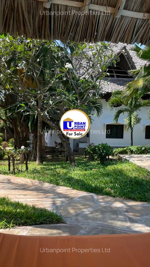 4 Bed House with En Suite in Watamu - 10