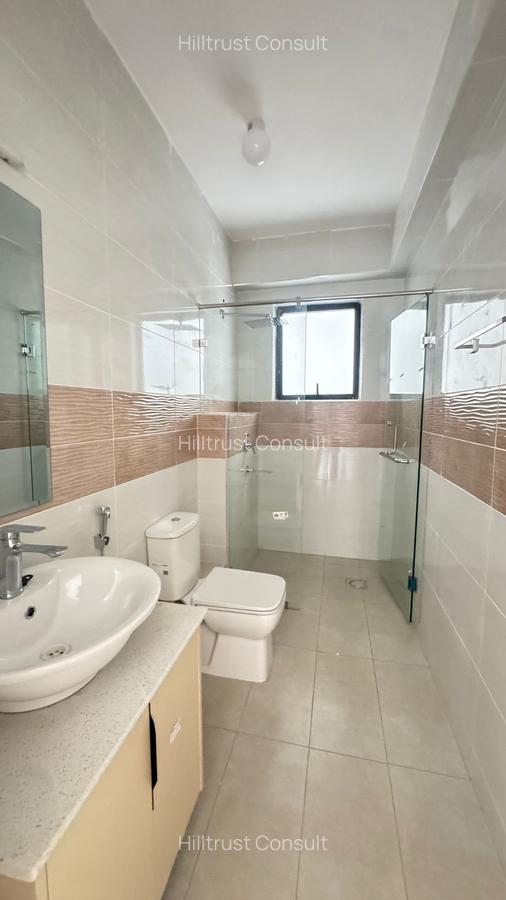 3 Bed Apartment with En Suite in General Mathenge - 4