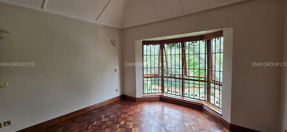 5 Bed Townhouse with En Suite at Runda - 13