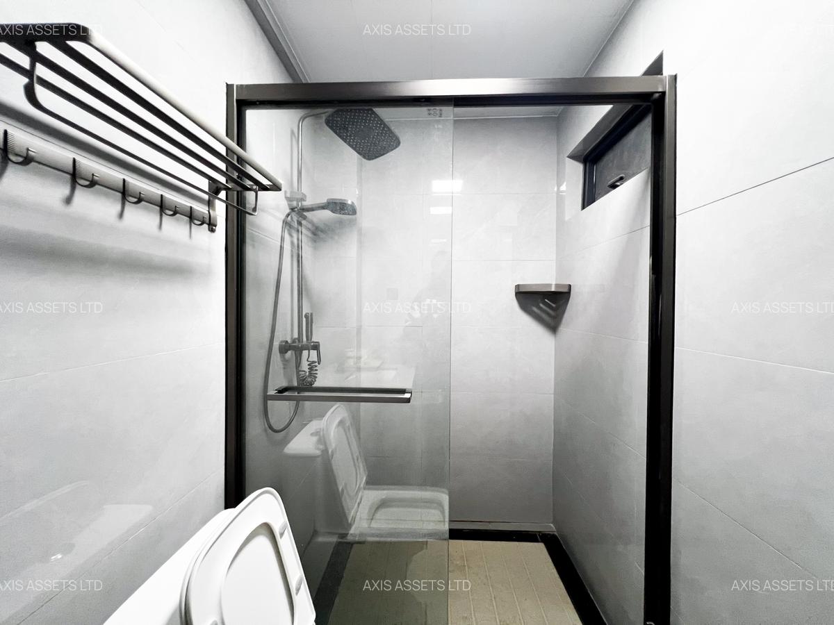 1 Bed Apartment with Swimming Pool at George Padmore - 9