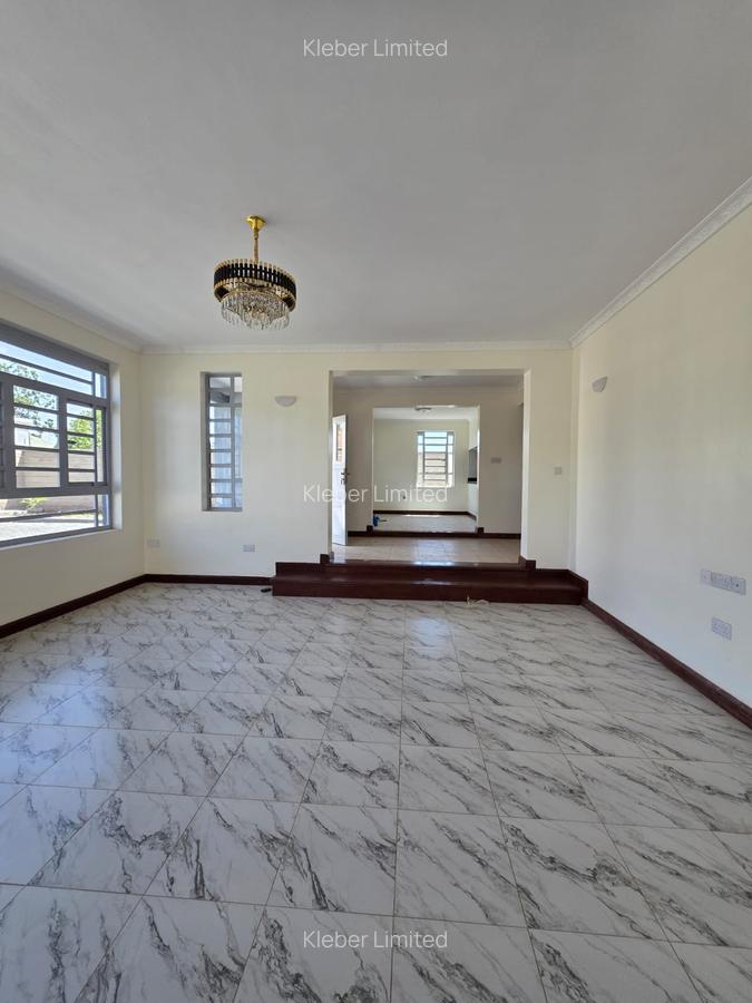 6 Bed House with En Suite in Gikambura - 8