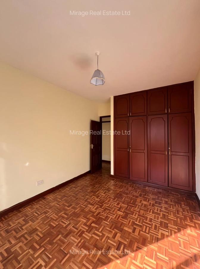 3 Bed Apartment with Gym in Brookside - 4