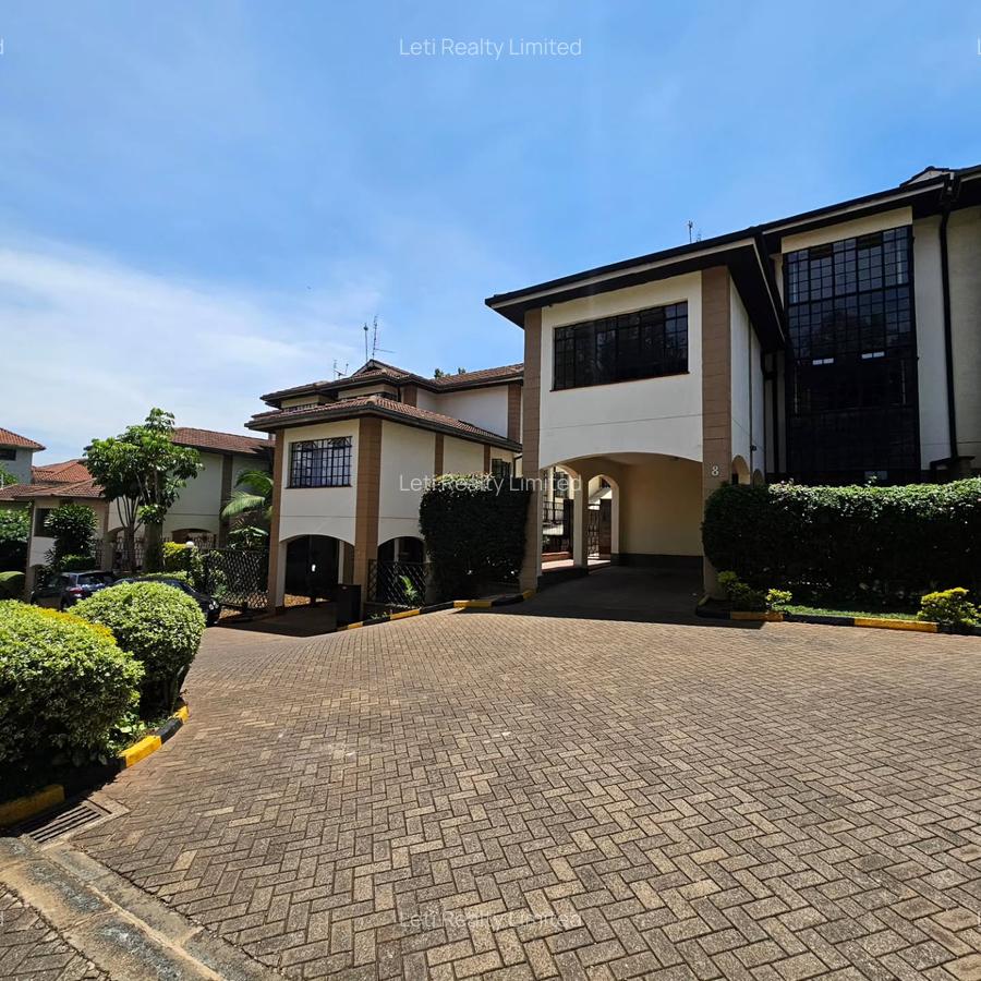 4 Bed Townhouse with En Suite in Lavington - 1