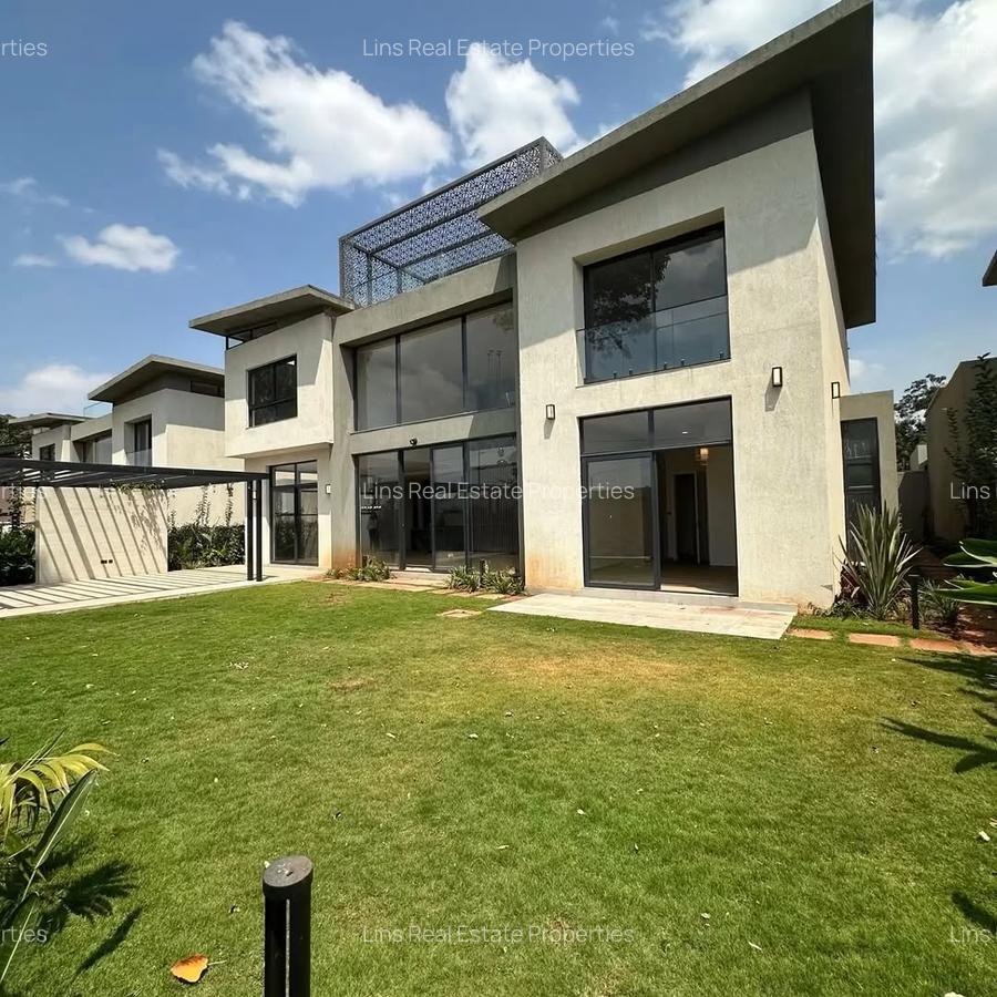 5 Bed Townhouse with En Suite in Runda - 20