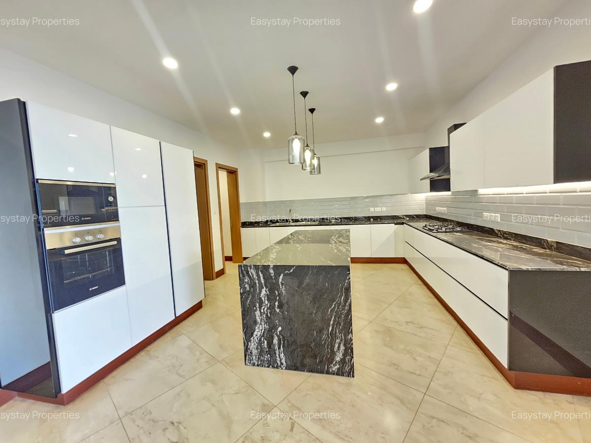 4 Bed Apartment with En Suite in Muthaiga - 2