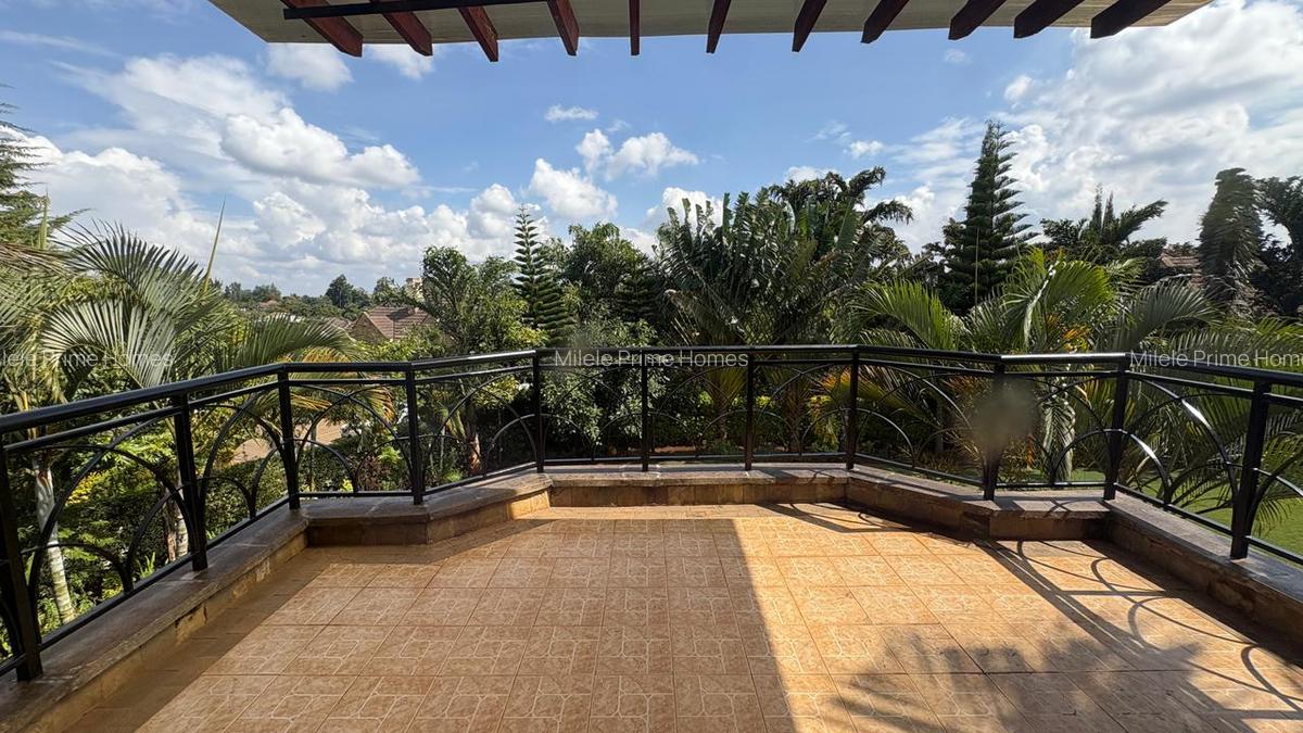 5 Bed Villa with En Suite at Mimosa - 19