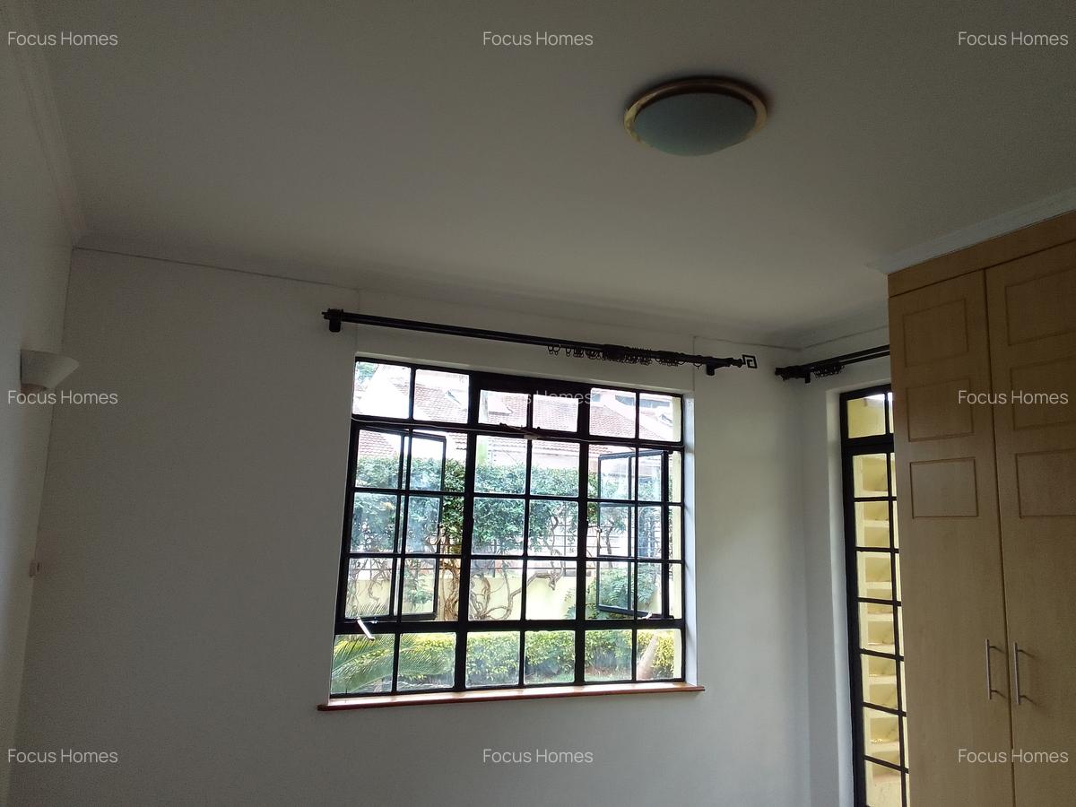 Serviced 2 Bed Apartment with En Suite in Westlands Area - 9
