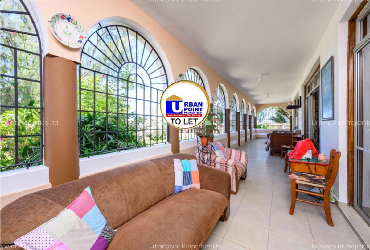 3 Bed House with En Suite in Nyali Area - 4