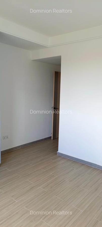 2 Bed Apartment with En Suite at Riverside Drive - 9