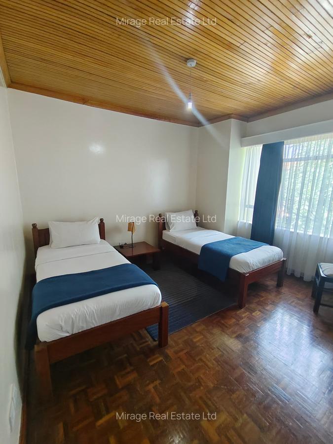 3 Bed Apartment with Swimming Pool in Kilimani - 5