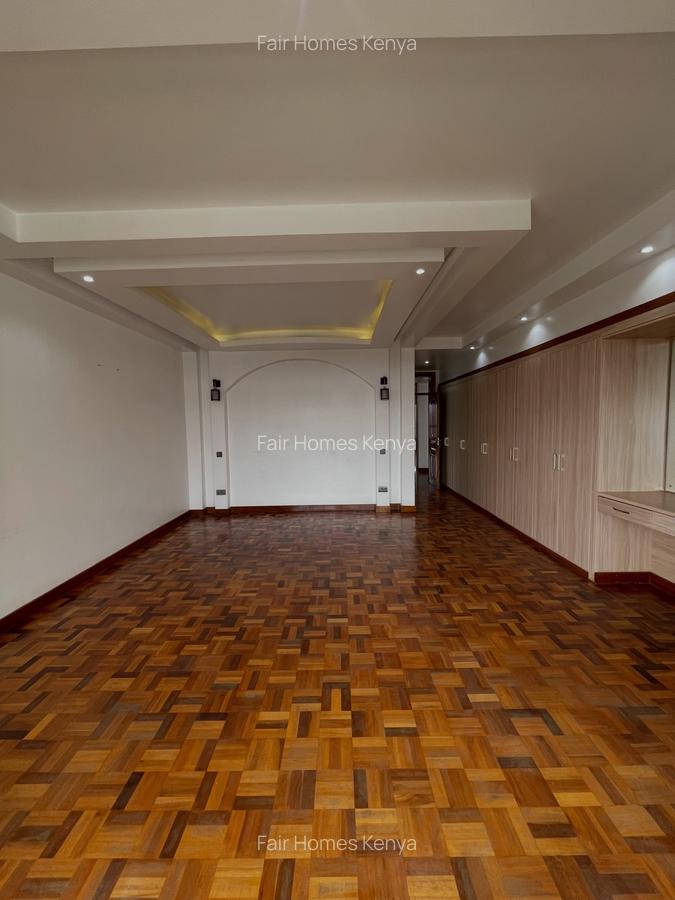 3 Bed Apartment with En Suite at Othaya Road - 12
