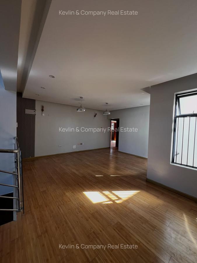 5 Bed Townhouse with En Suite in Lavington - 8