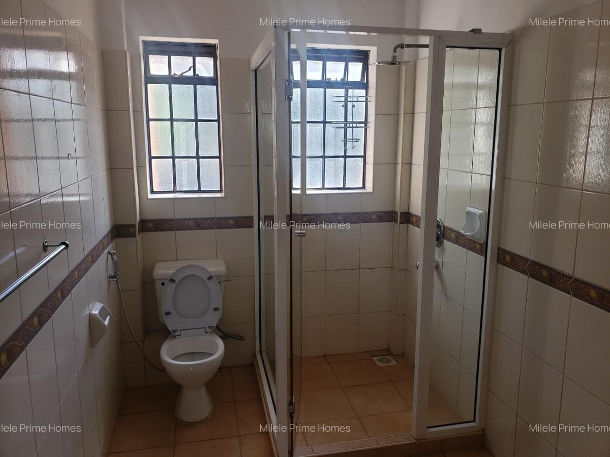 Serviced 3 Bed Apartment with En Suite in Spring Valley - 8