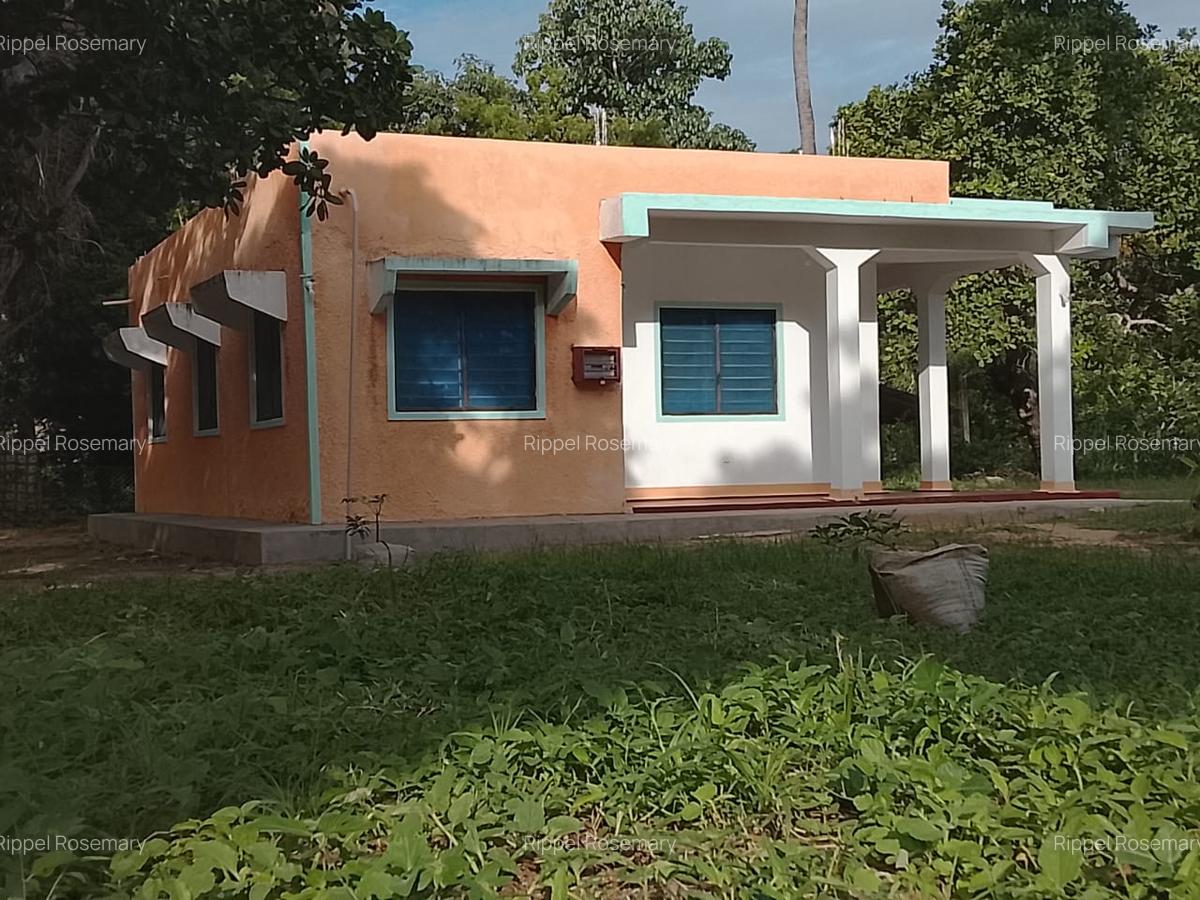 3 Bed House with Garden at Malindi Road - 2