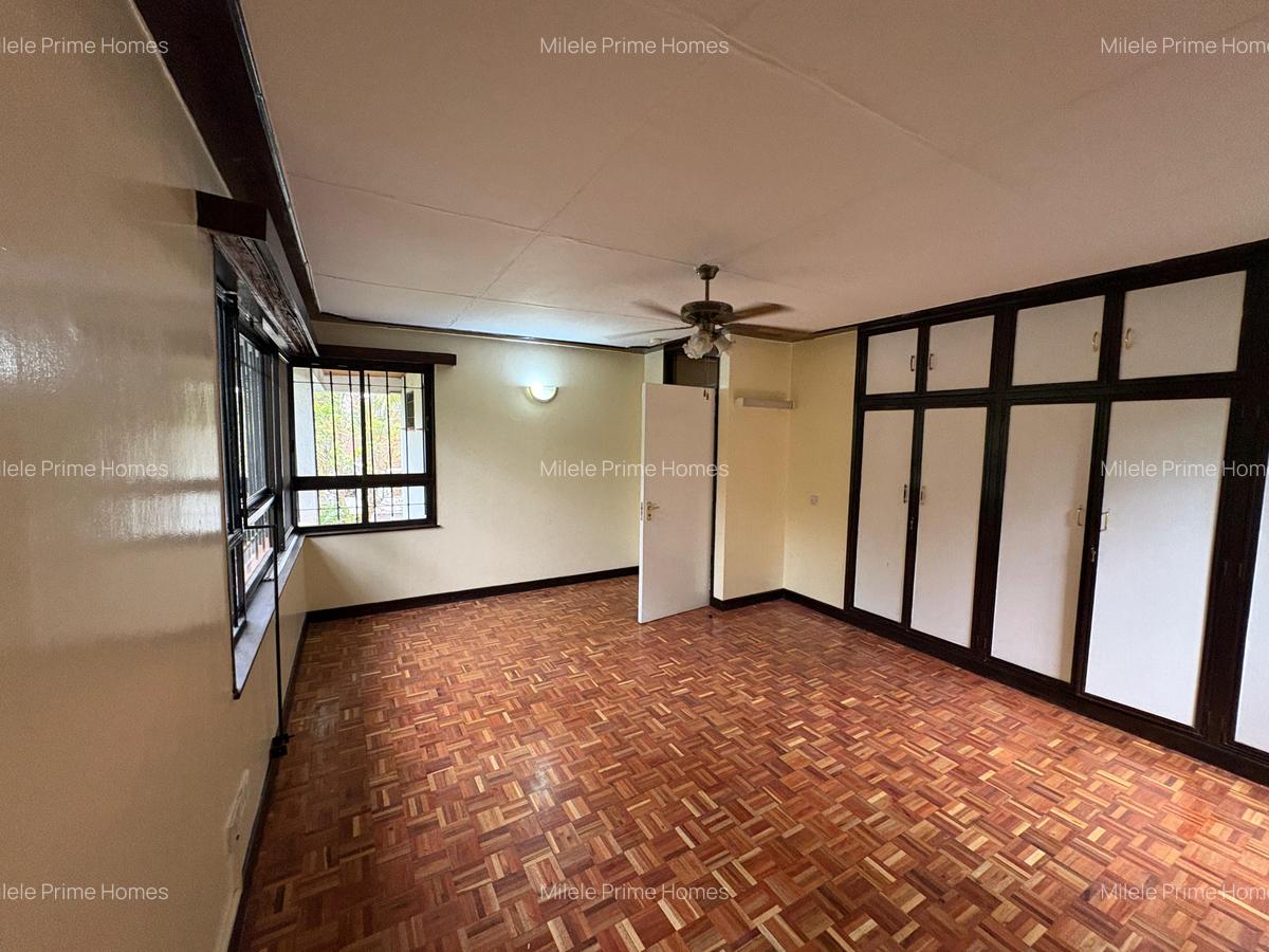 3 Bed Villa with En Suite at Matundu Lane - 6