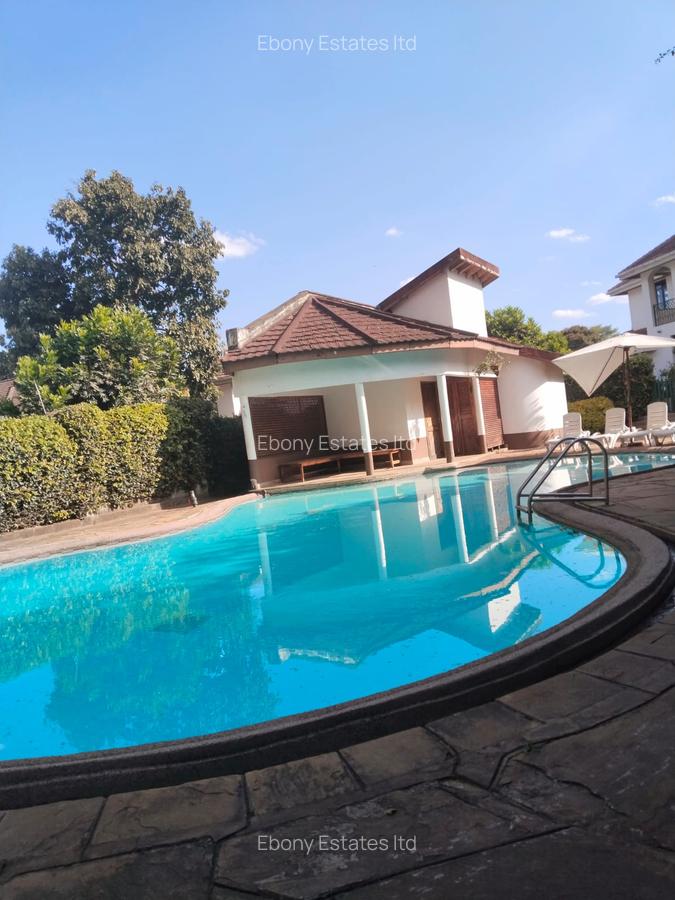 4 Bed Townhouse with En Suite in Lavington - 8