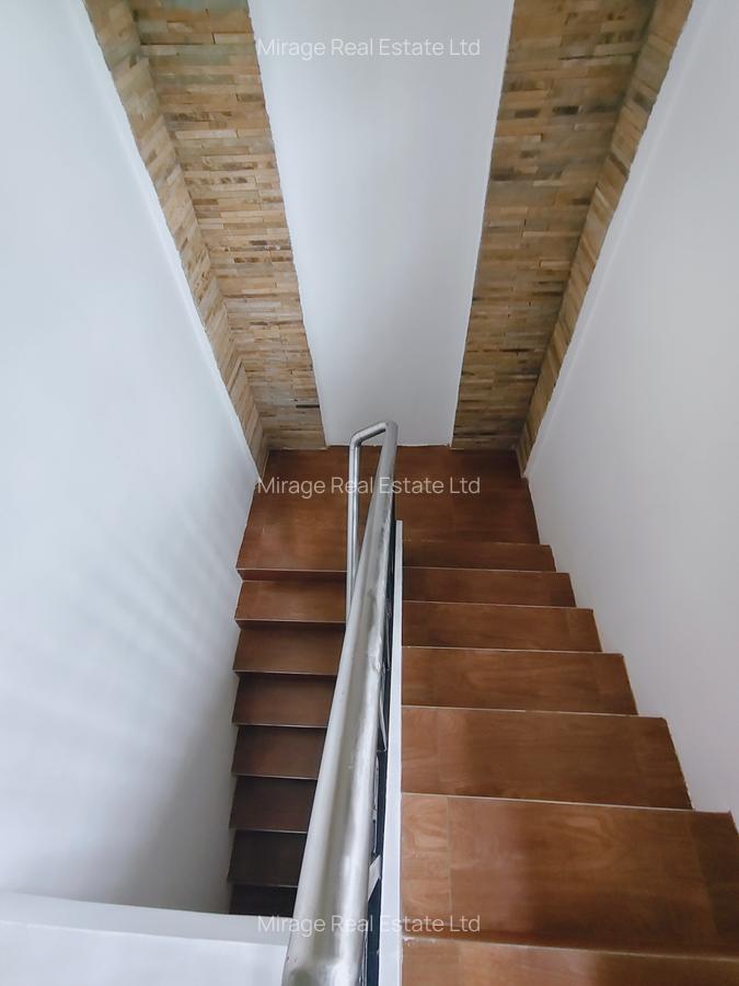 2 Bed House with En Suite in Runda - 11