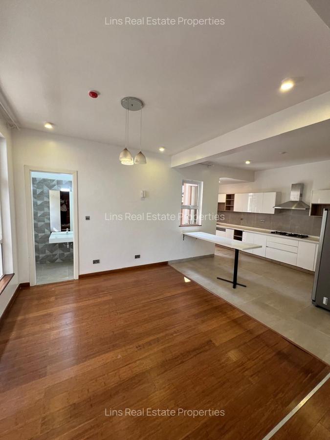 4 Bed Townhouse with En Suite in Lavington - 2