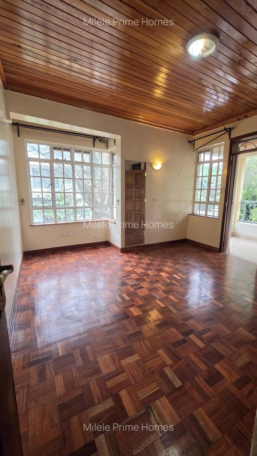 5 Bed Villa with En Suite in Lavington - 8