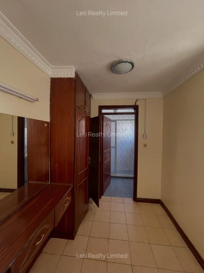 5 Bed Townhouse with En Suite in Lavington - 15