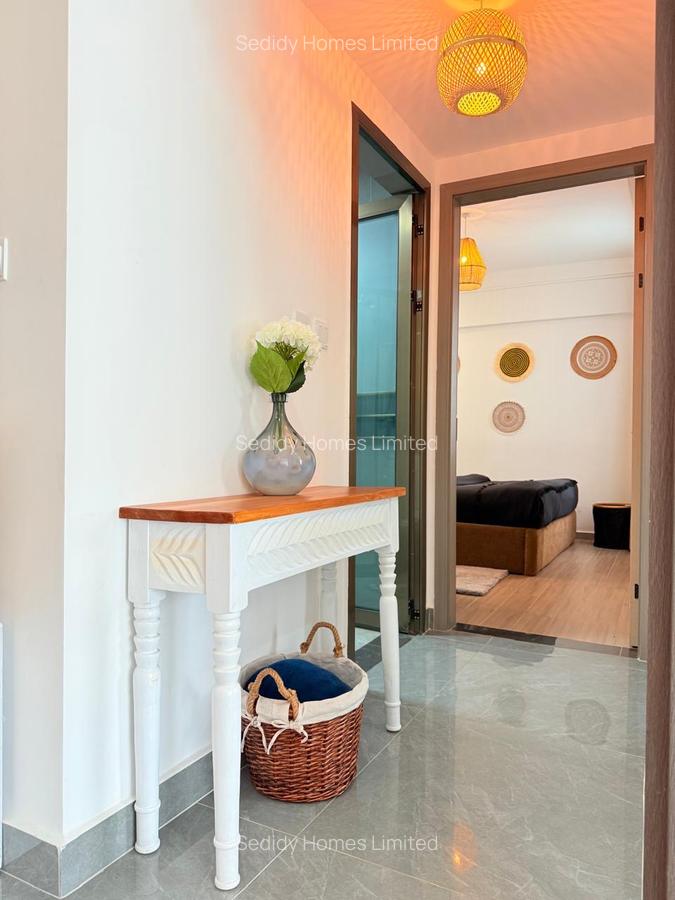 Serviced 2 Bed Apartment with En Suite in Riverside - 16