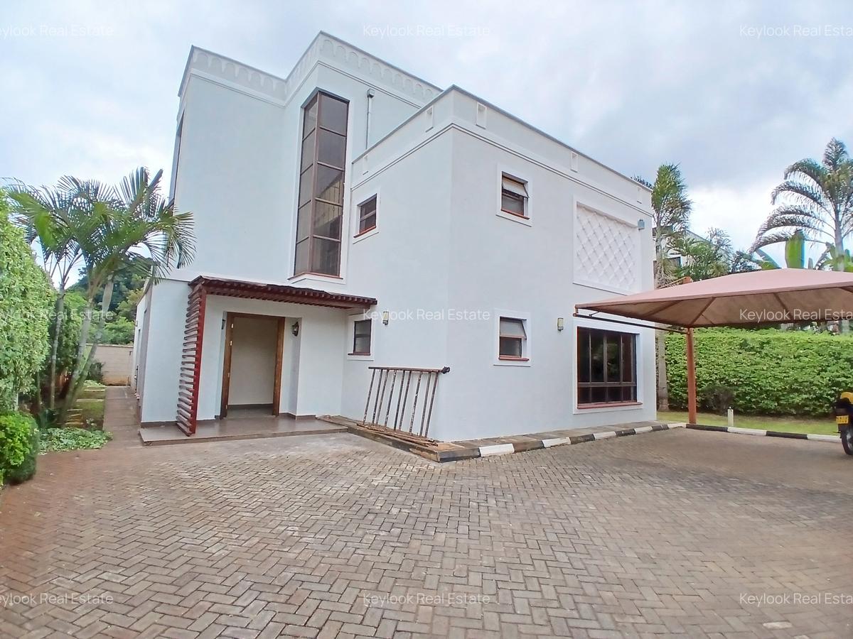 4 Bed Townhouse with En Suite at Lavington Green - 3