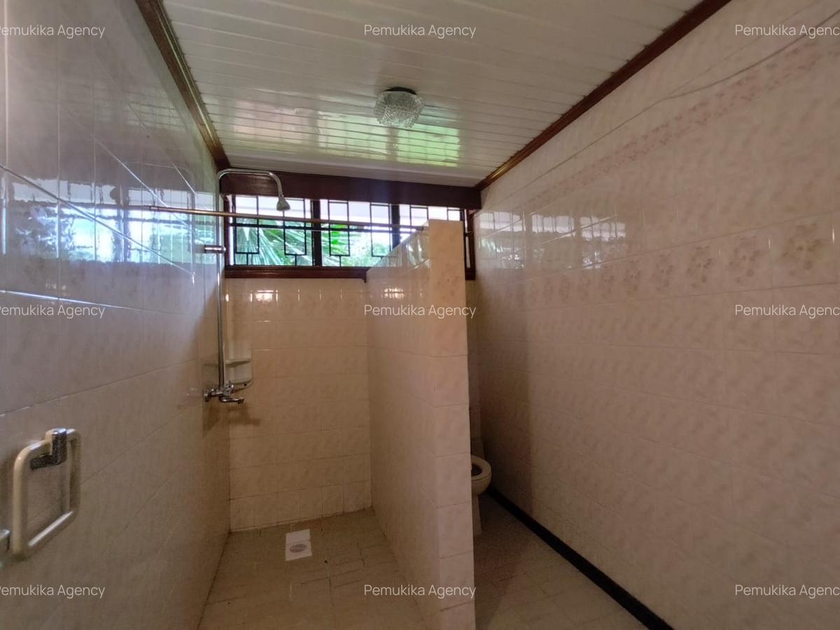 4 Bed House with En Suite at Runda - 18