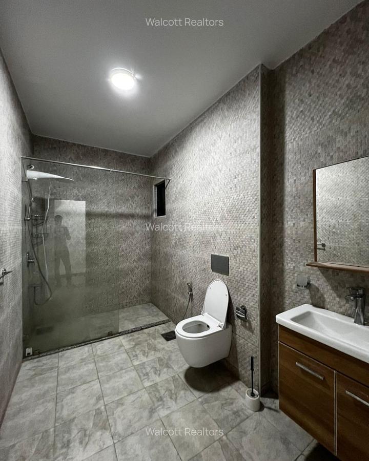 Studio Apartment with En Suite in Kileleshwa - 9