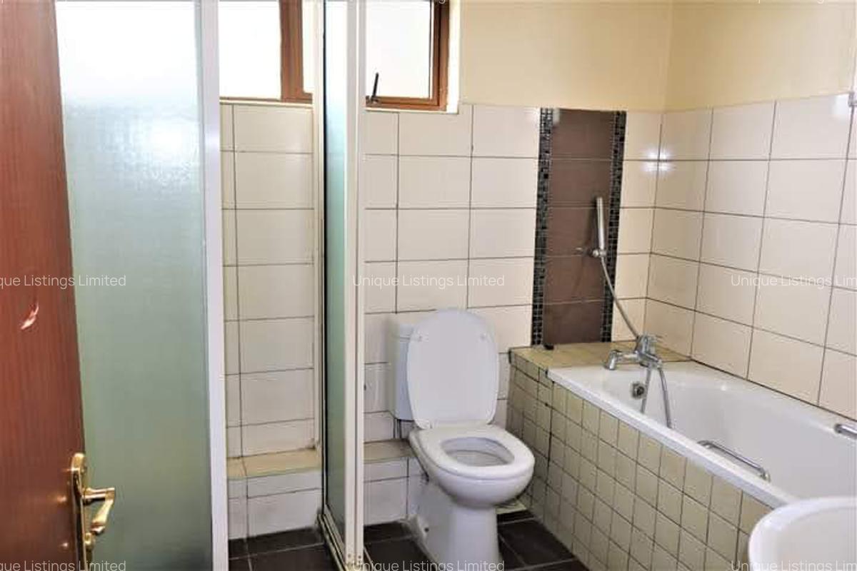 3 Bed Apartment with En Suite in Kilimani - 9