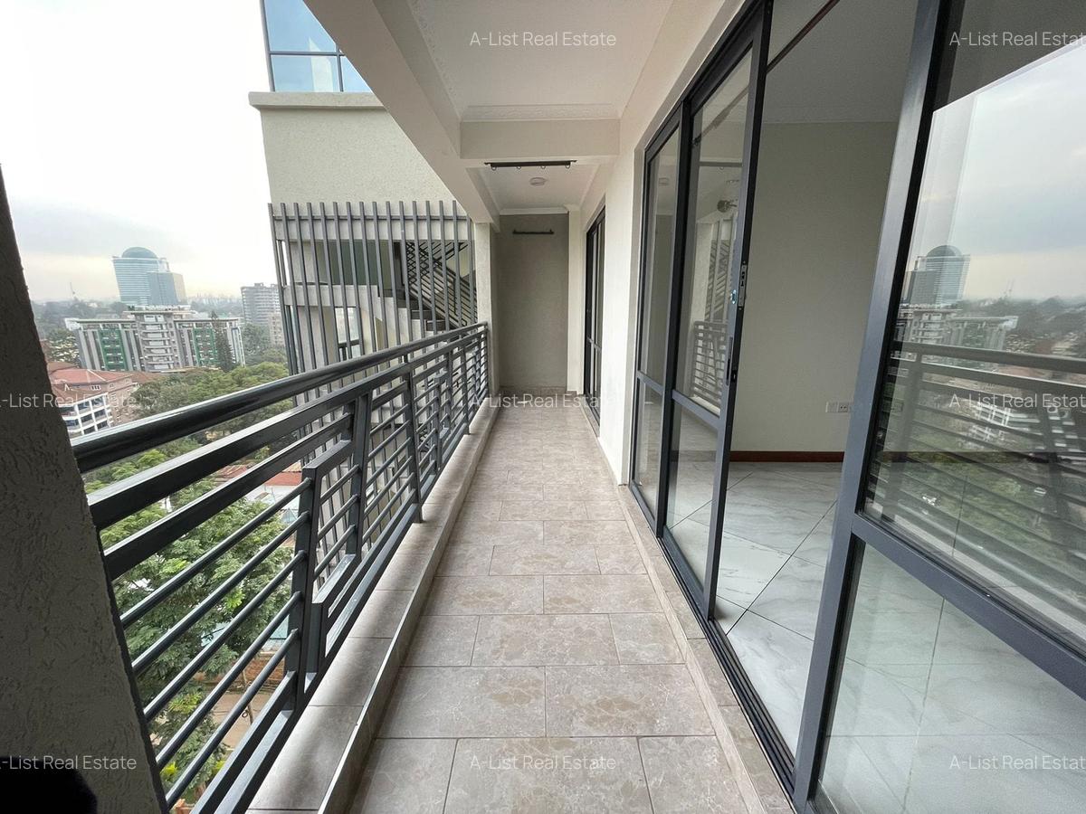 2 Bed Apartment with En Suite at School Lane - 12