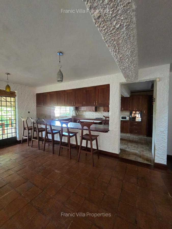 3 Bed House with En Suite at Spring Valley - 14