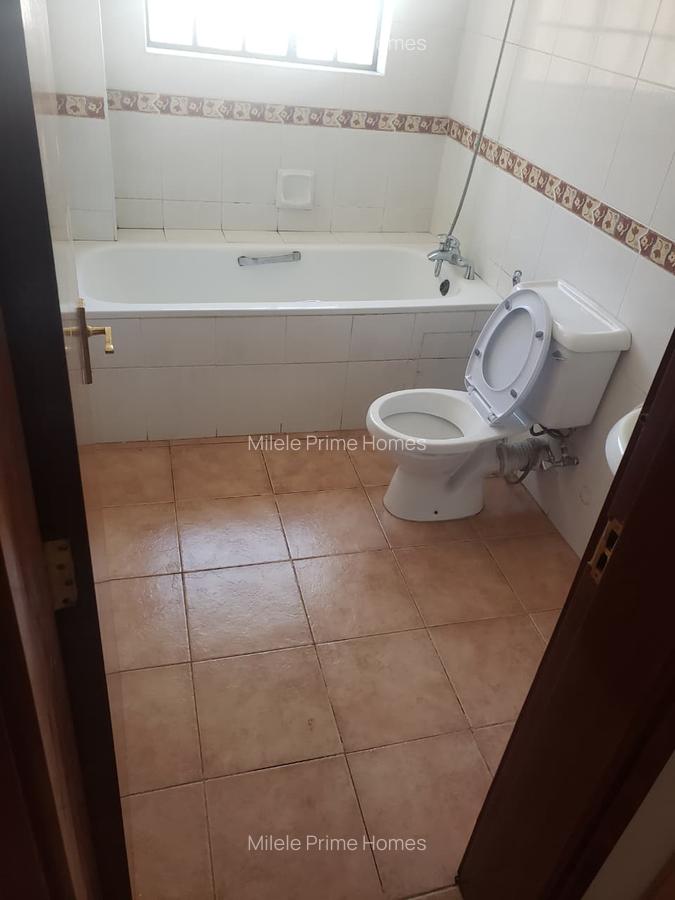 Serviced 3 Bed Apartment with En Suite in Spring Valley - 9