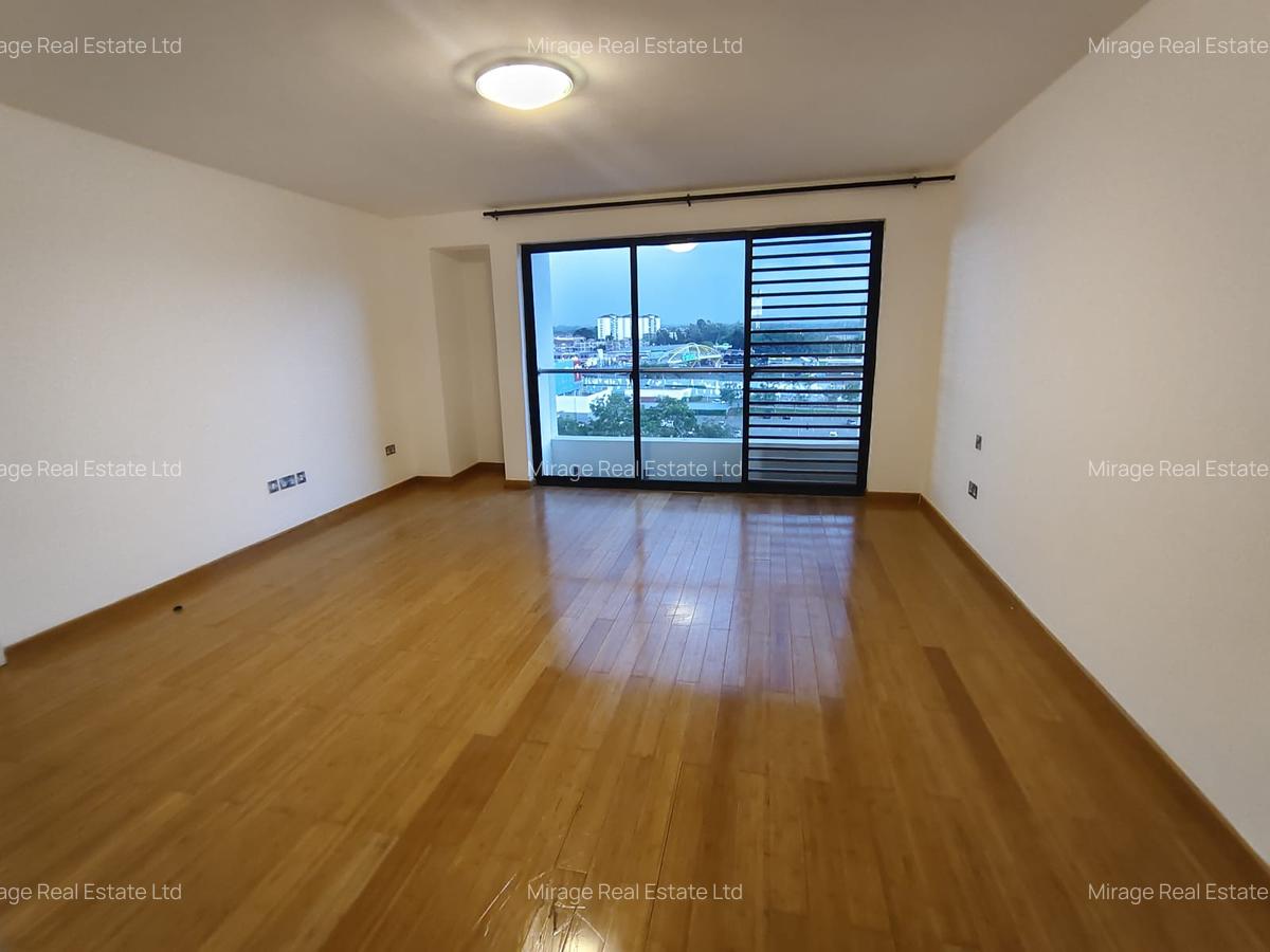3 Bed Apartment with En Suite in Garden Estate - 16