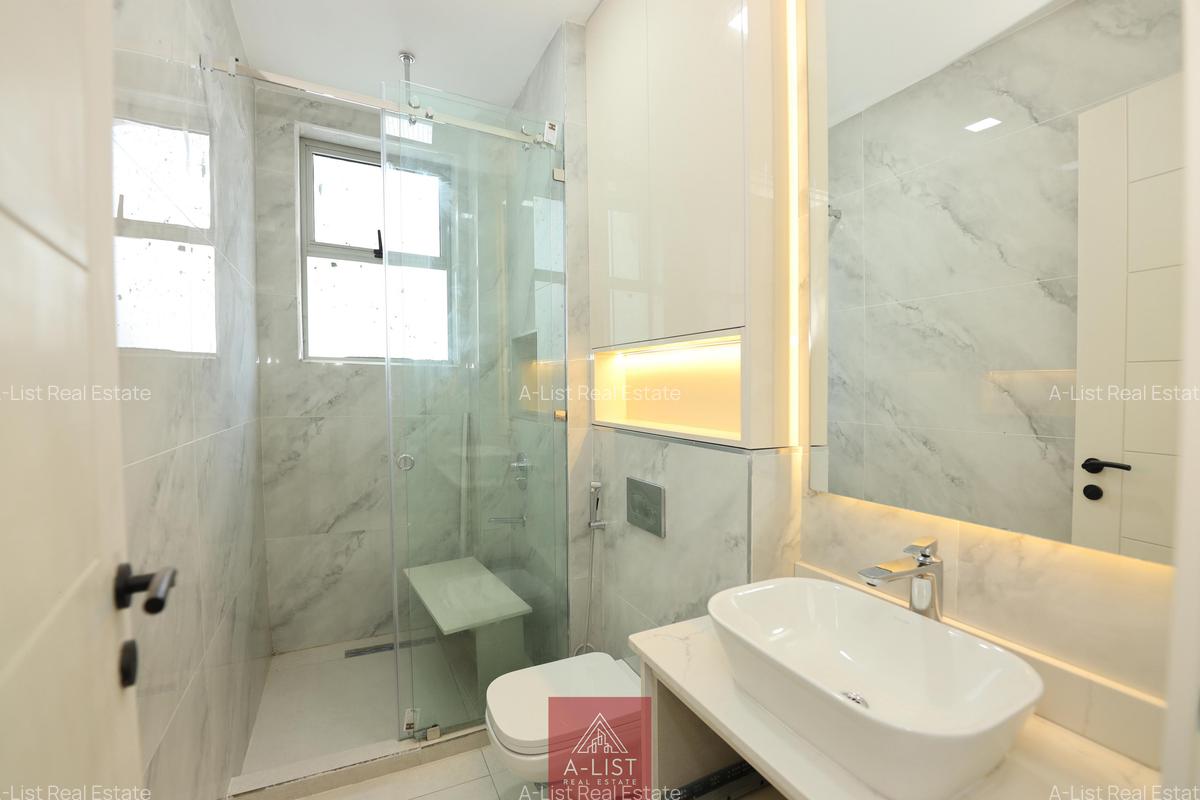 4 Bed Apartment with Swimming Pool at General Mathenge - 17