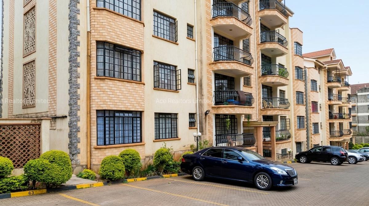 3 Bed Apartment with En Suite at Sports Road - 3