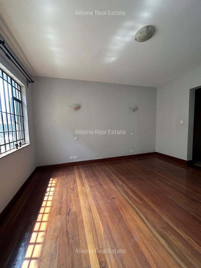 5 Bed Townhouse at Close To Junction Mall - 14