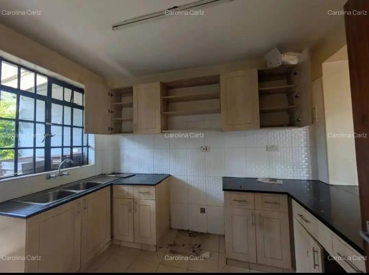 4 Bed Townhouse with En Suite at Kirawa Road - 7