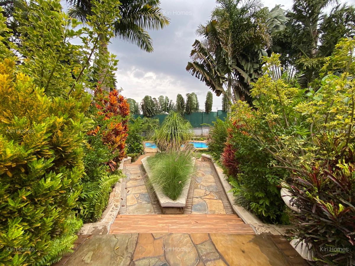 4 Bed Townhouse with En Suite in Runda - 16