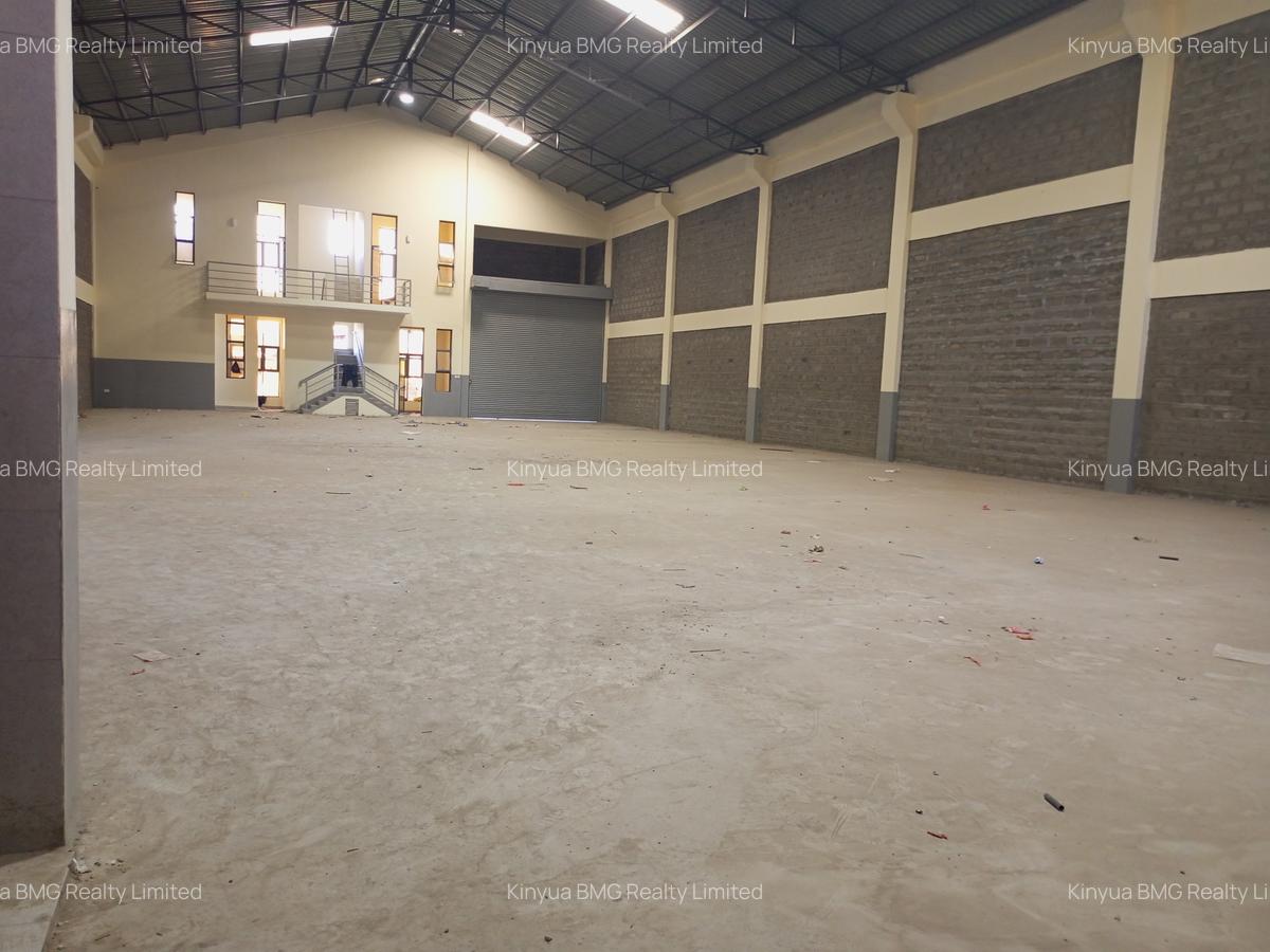 8,000 ft² Warehouse with Backup Generator in Mombasa Island - 6