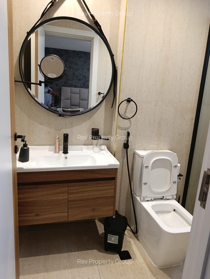 Serviced 3 Bed Apartment with En Suite in Brookside - 8