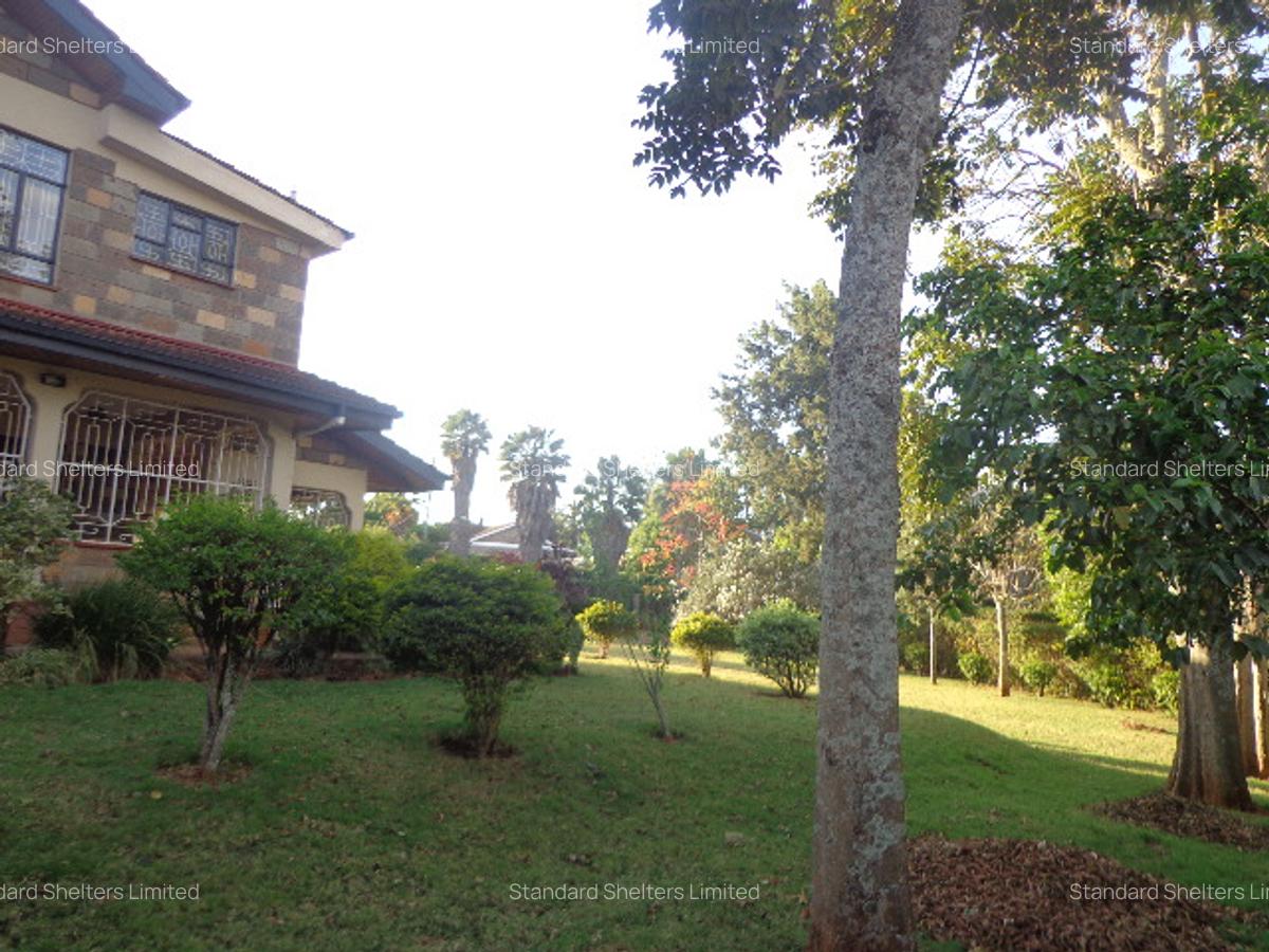 7 Bed House with En Suite in Nyari - 3
