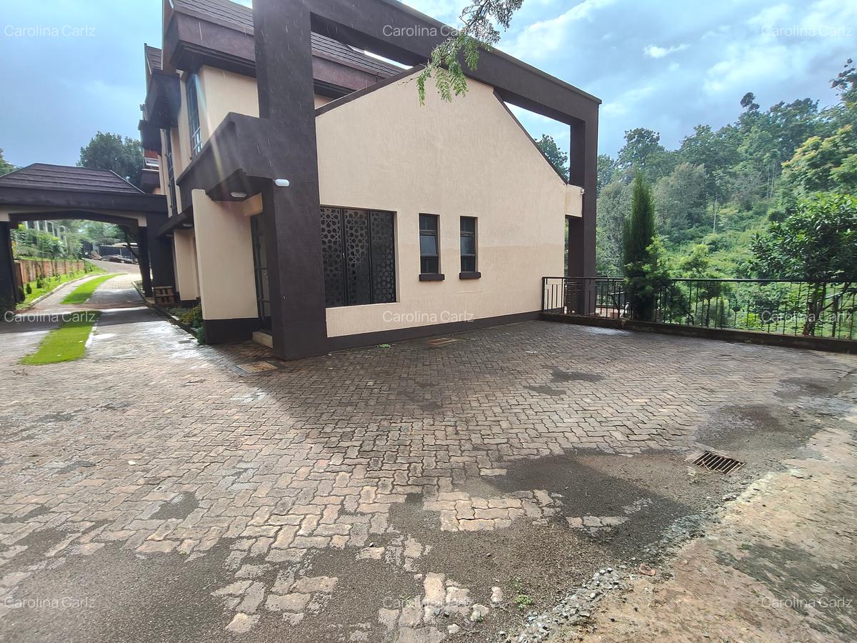10 Bed House with En Suite at Off Redhill Link Road - 15