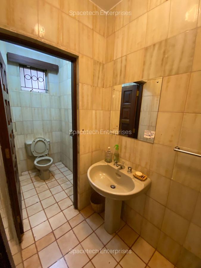 5 Bed House with Staff Quarters in Nyari - 7
