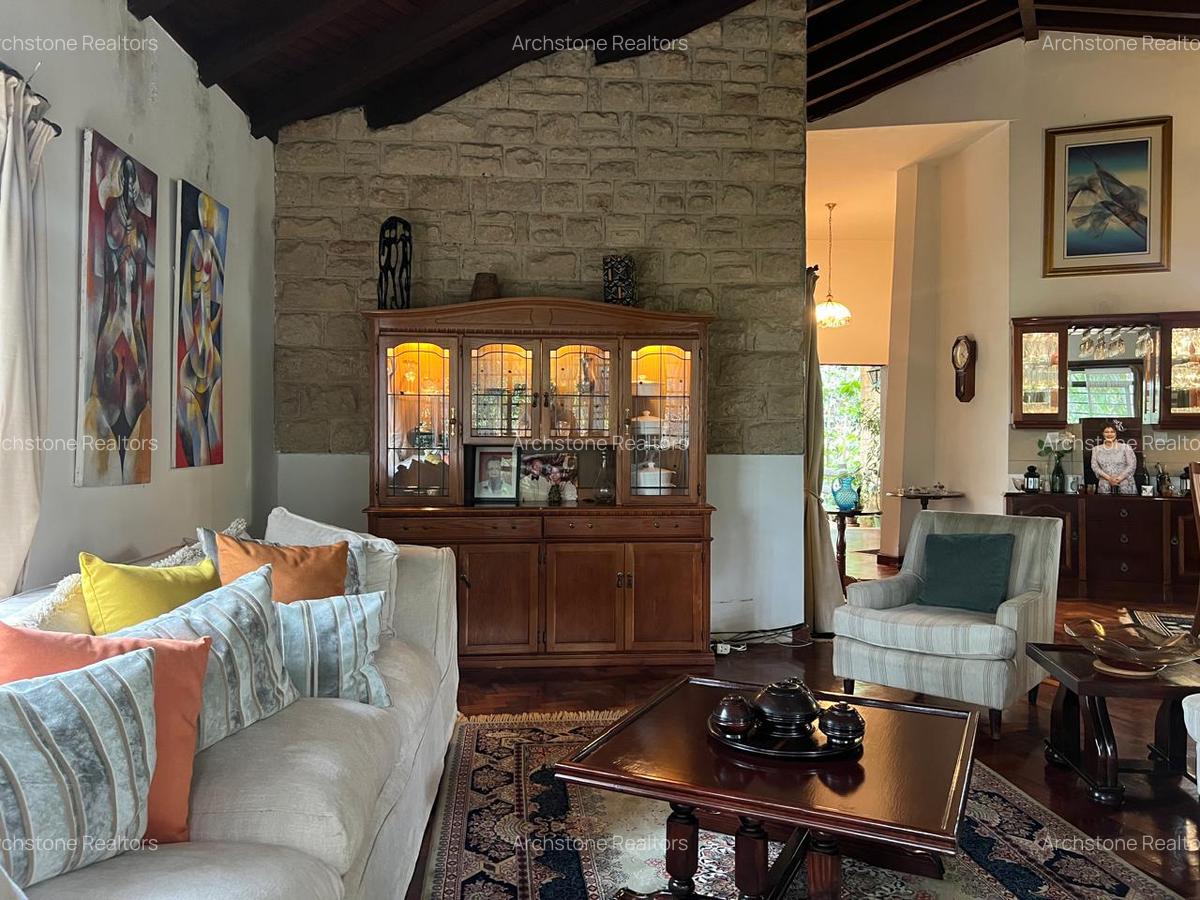 4 Bed Townhouse with En Suite in Kitisuru - 12