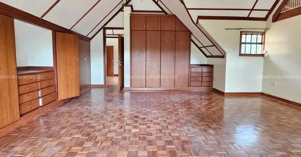 4 Bed House with En Suite at Karen - 9