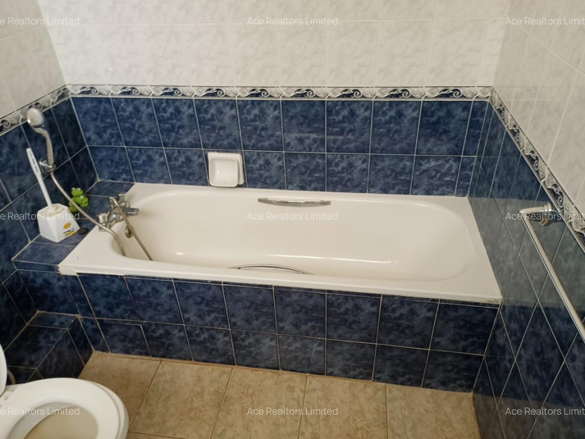 5 Bed Townhouse with En Suite at Karen - 3