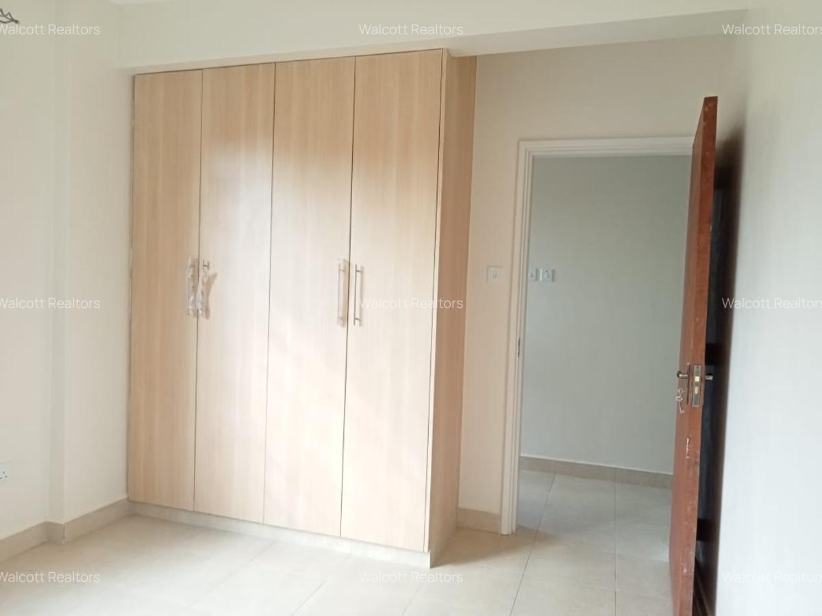 2 Bed Apartment with En Suite in Naivasha Road - 15