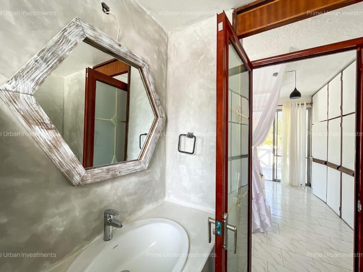 4 Bed House with En Suite in Diani - 7